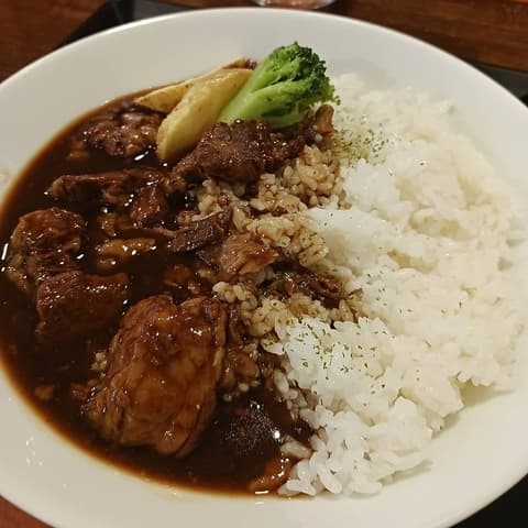 ワンボウル食堂 もう 牛 日野本店