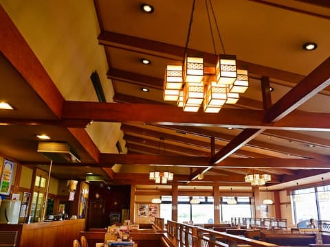 和食レストランとんでん 苫小牧店