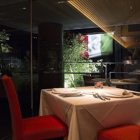 トラットリア　イ・ボローニャ