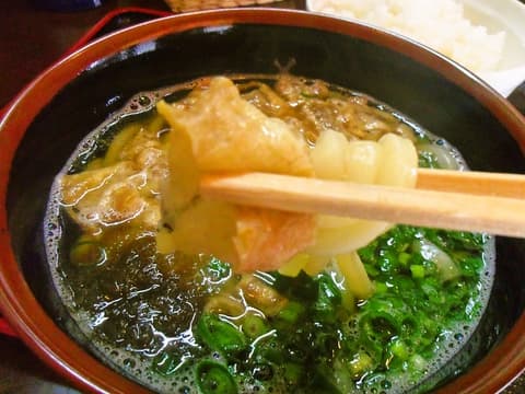 かすうどん えびす