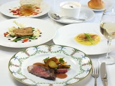 カジュアルフレンチ シェシミズ 2