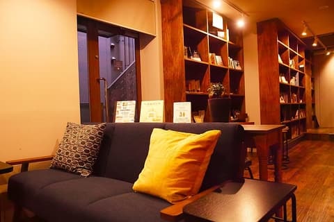 BOOK CAFE+BAR COTOCOTO ことこと