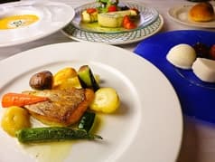 オーベルジュ AUBERGE 田井 2