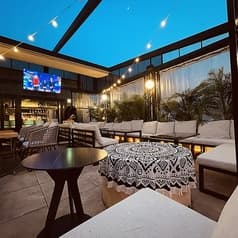 ルーフトップダイニング Roop 2