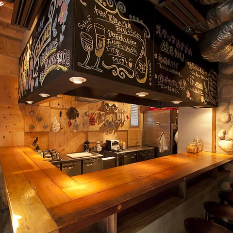 ワインと鉄板焼 黒鉄