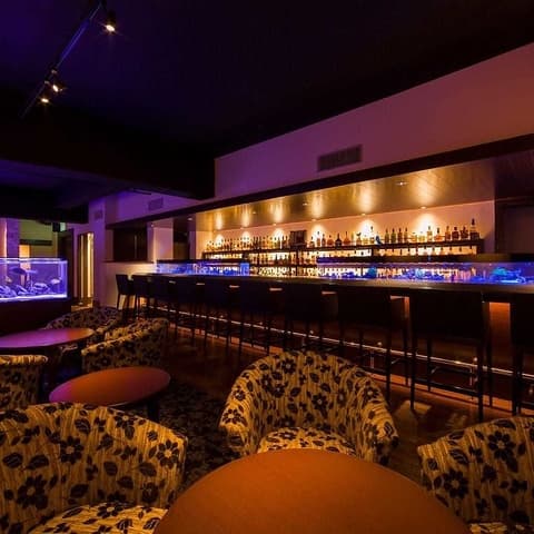 The BAR BLEEZEBLUE ザバーブリーズブルー 沼津