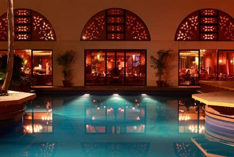 The lounge on the water