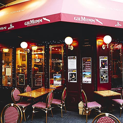 LE　PETIT　TONNEAU