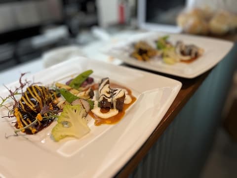 Bistro Etetrois ビストロ エトロア