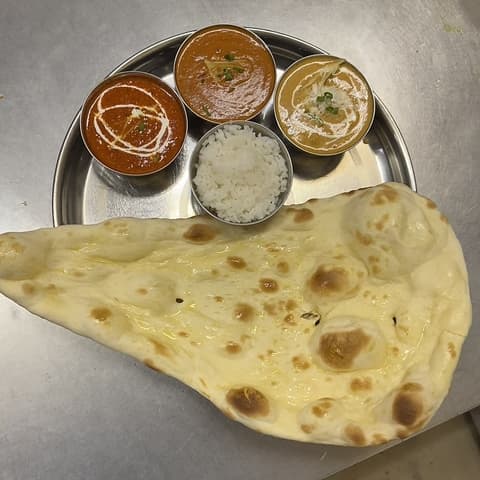 モティ マハル 辻堂駅前店