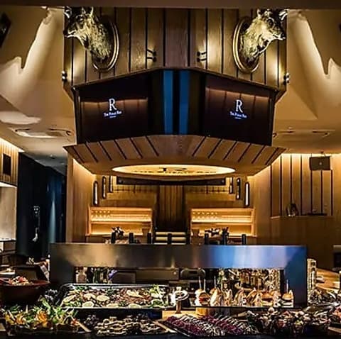 THE PUBLIC RED AKASAKA ザ パブリック レッド アカサカ