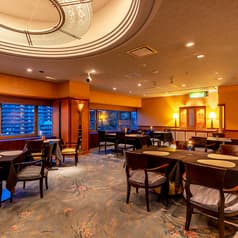 レストラン＆BAR ガスライト 2