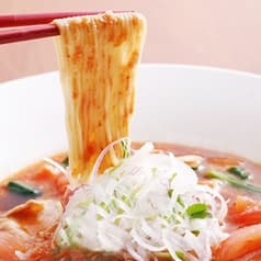 真っ赤ならーめん とまこ 三宮センタープラザ店 2