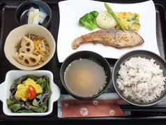 ごはんや Cafe 膳菜 2