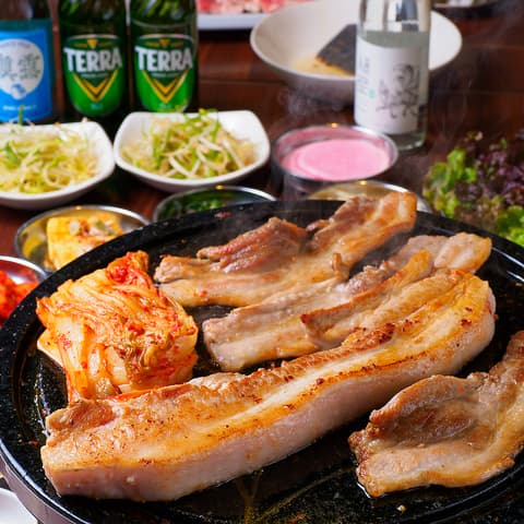 とんちゃん 新宿本店