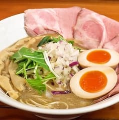 煮干し豚骨ラーメン専門店 六郷 2