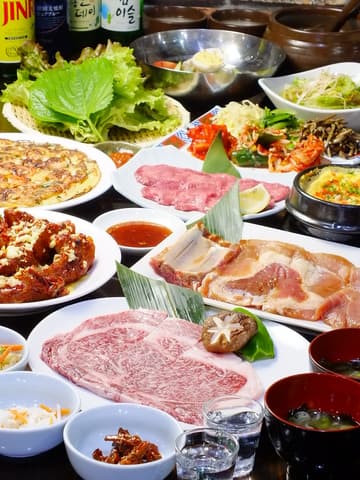 焼肉居酒屋にこにく