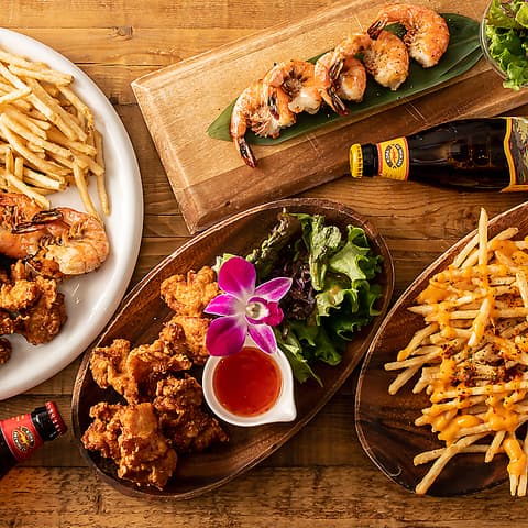 ALOHA CAFE Pineapple アロハ カフェ パイナップル 明石店