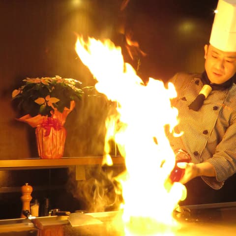 鉄板焼 やまおか