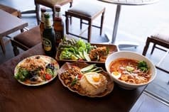 カオマンガイバザール akari 2