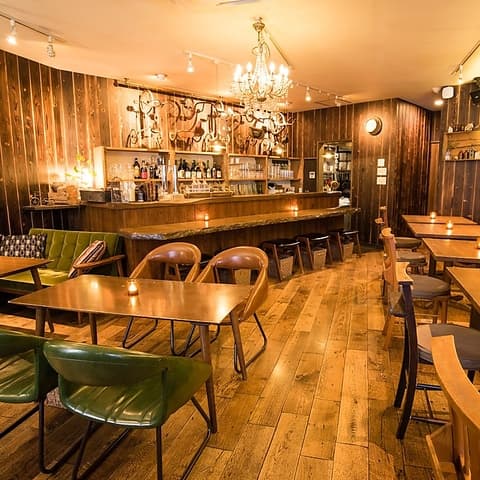 トライシクルカフェ 本店