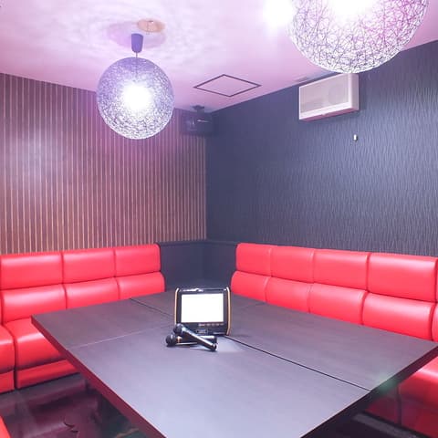 カラオケBOX e-style さんろく店