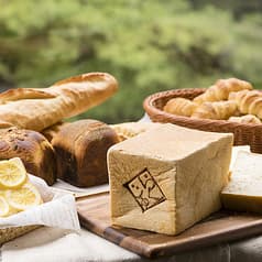 じゅらく食パン工房 2