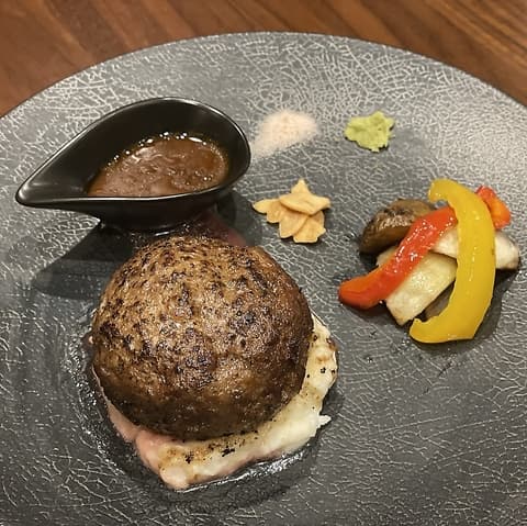 溶岩焼ダイニング Campus キャンパス