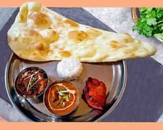 アムリタ インドスパイスカレーとナンと 2