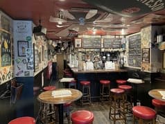 The World End Irish Pub ザワールドエンドアイリッシュパブ 2