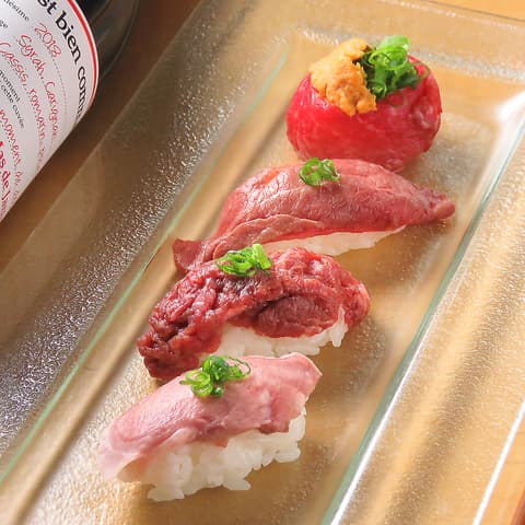 肉酒場 炙り肉寿司 菊岡精肉店 着席部