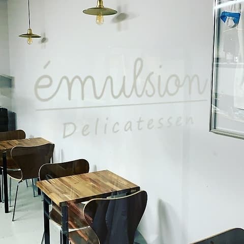 emulsion エミュルション