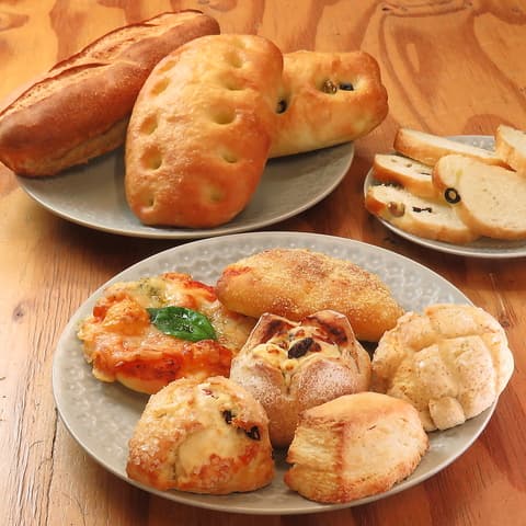 創作イタリアンとパンのお店 Mochi モチ