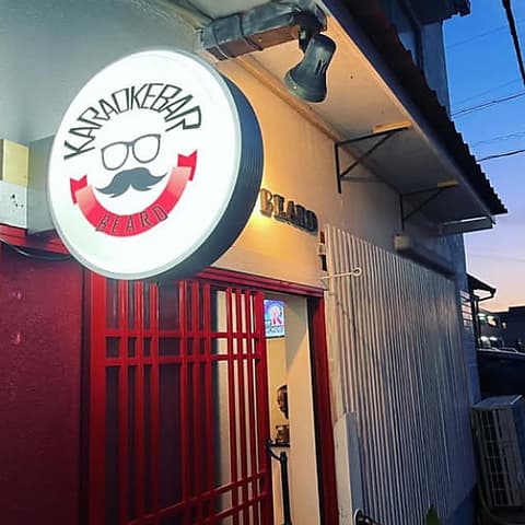 カラオケバーBEARD ビアード