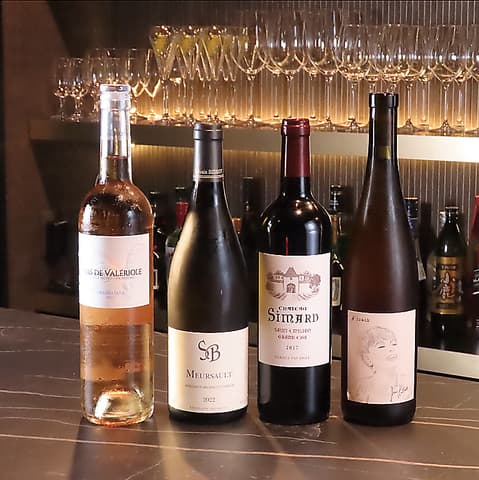 Wine Bar Caccio ワインバーカチョ