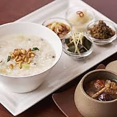 揚州名菜 秦淮春 シンワイシュン 三笠会館本店