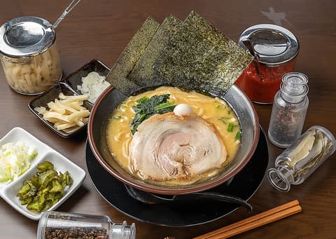 横浜家系ラーメン 天神家