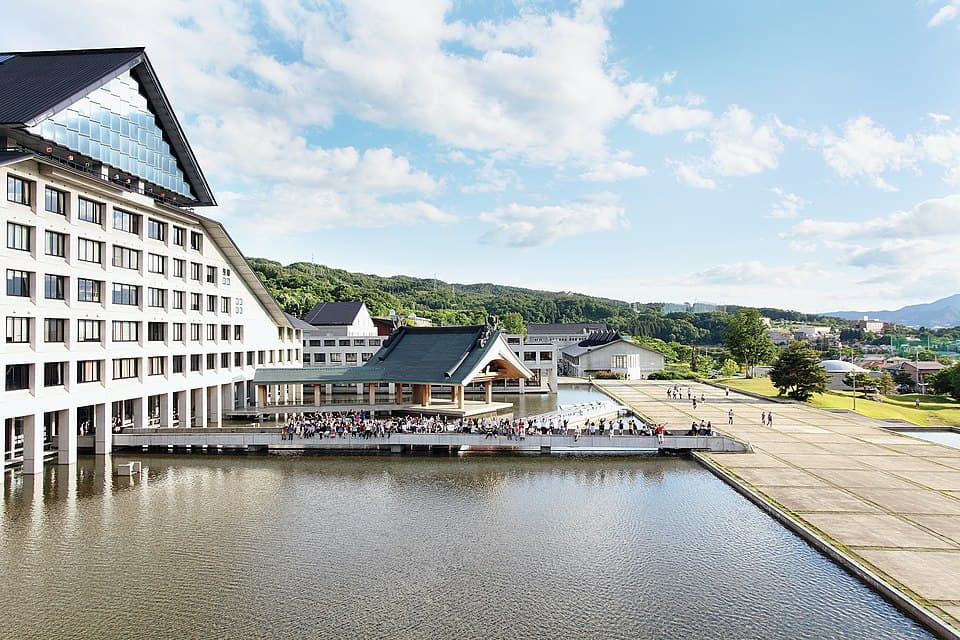 東北芸術工科大学