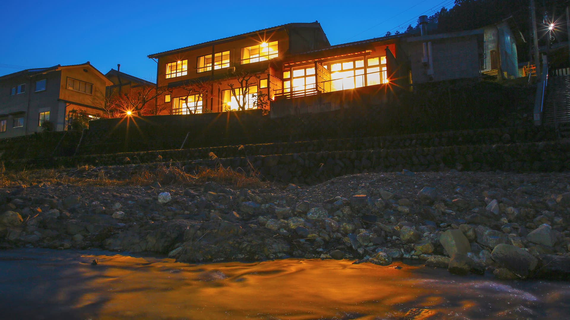 京都美山 料理旅館 枕川楼