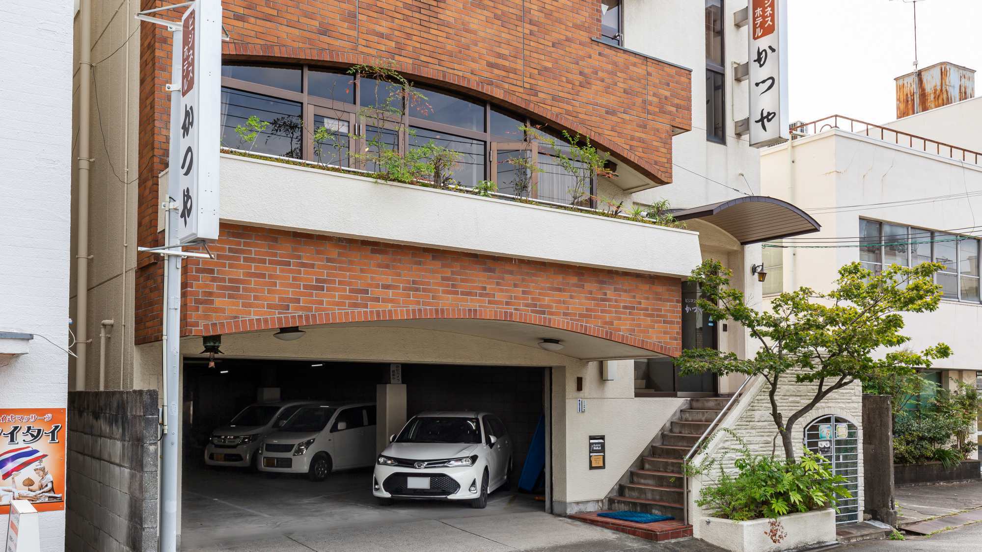 ビジネスホテル かつや