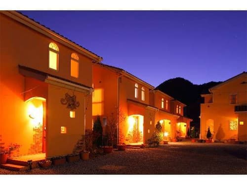 ヴィラ アンソレイユ