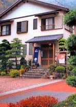 寸又峡温泉 温泉民宿 深山