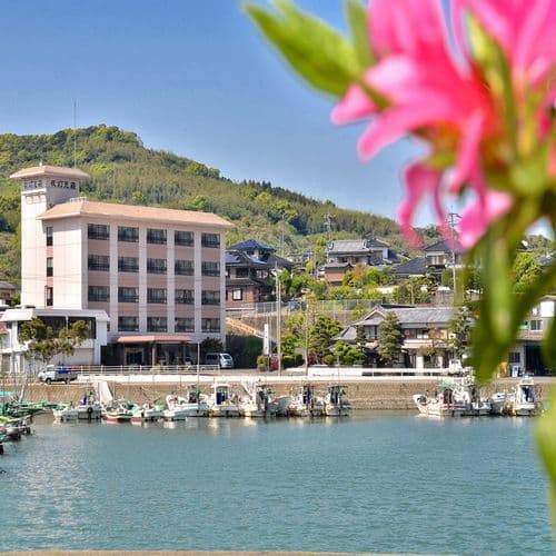 たら竹崎温泉 夜灯見荘(やとみそう)