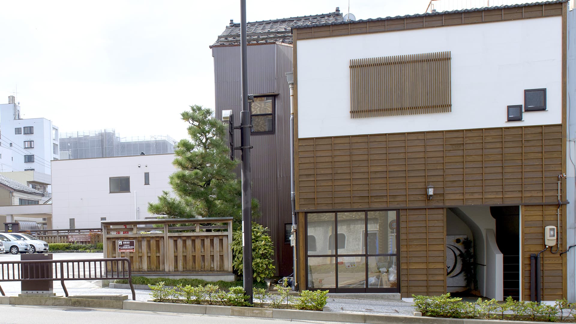 にし茶屋街の宿 むう