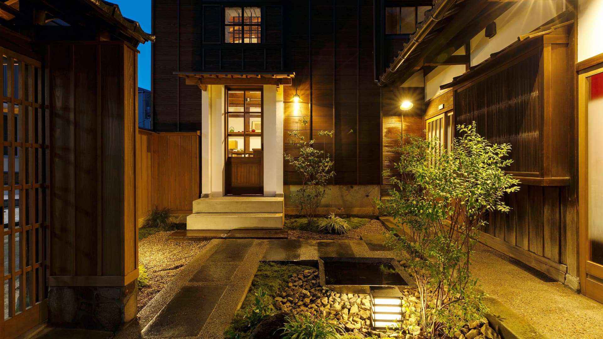 町家ホテル 町の踊場