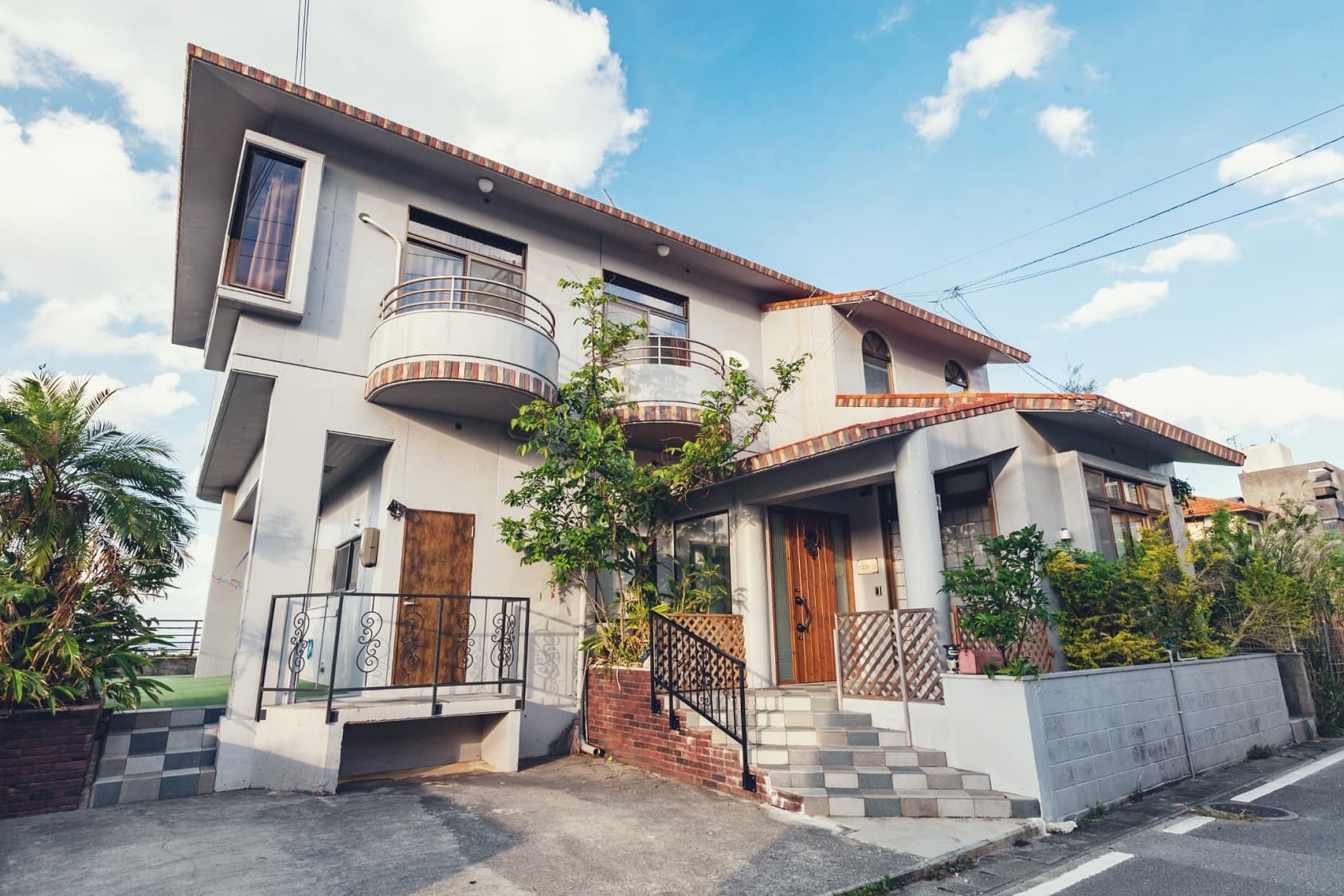 2022完全リフォーム!沖縄の青い海を独り占めできるオーシャンビューの貸別荘 恩納民泊 海の宿 ^