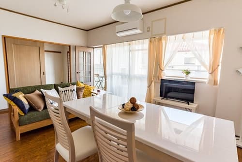 Universal Bay Condominium/民泊