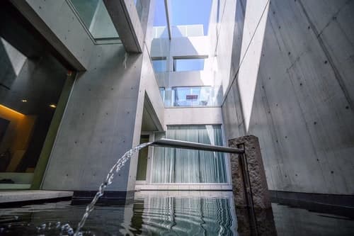 【記念日旅行、家族旅行、グループ旅行、女子会に最適!】空を見上げると東京タワーが目の前に!/民泊