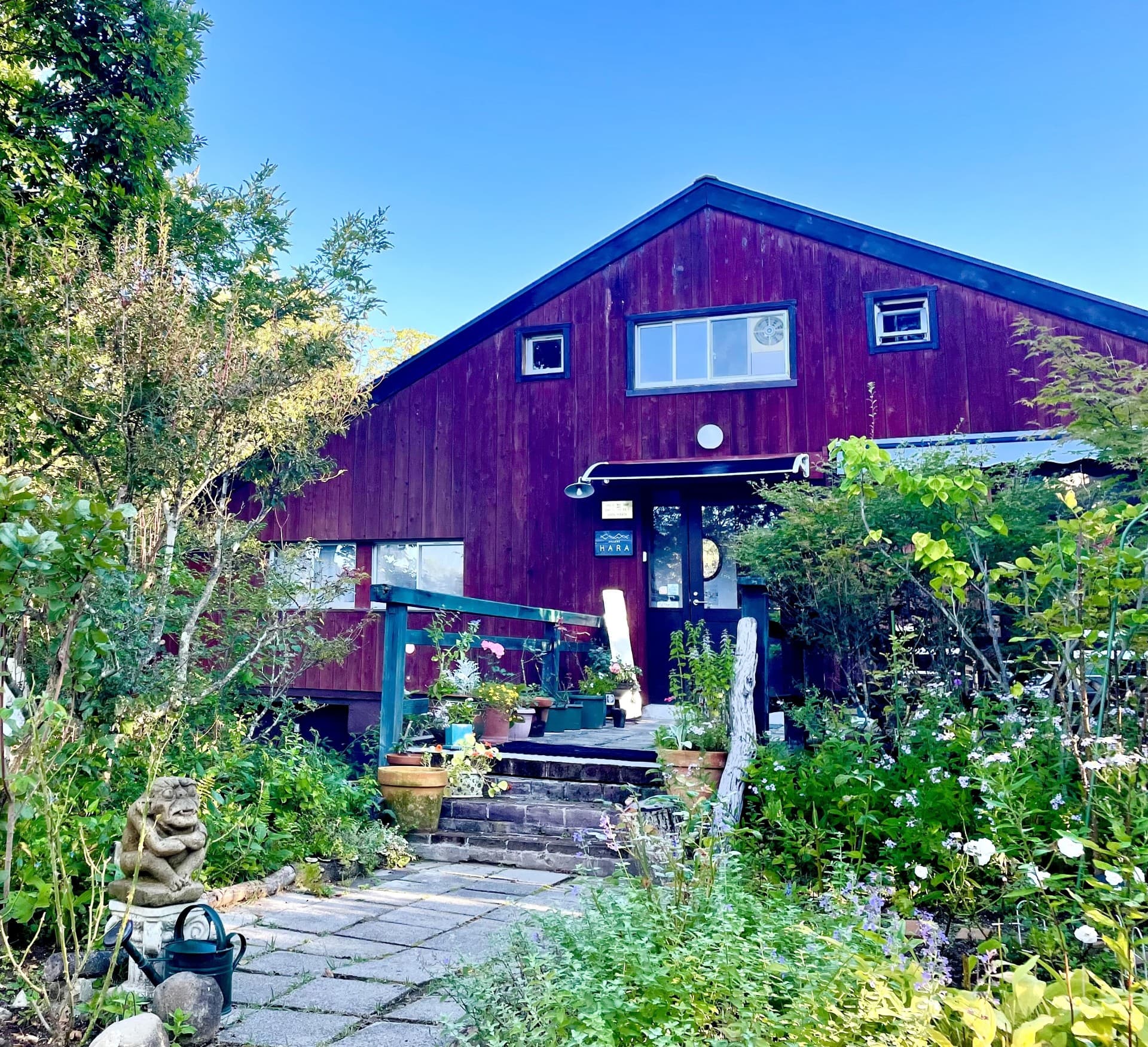 Gallery HARA & GUESTHOUSE