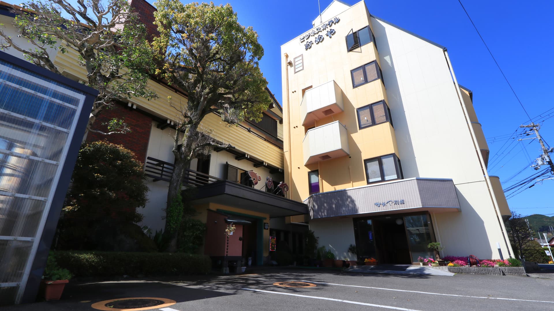 ビジネスホテル かめや